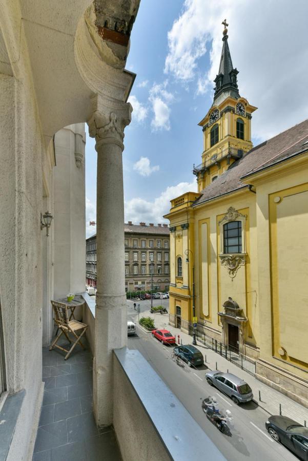 King Of Church Budapest Bagian luar foto