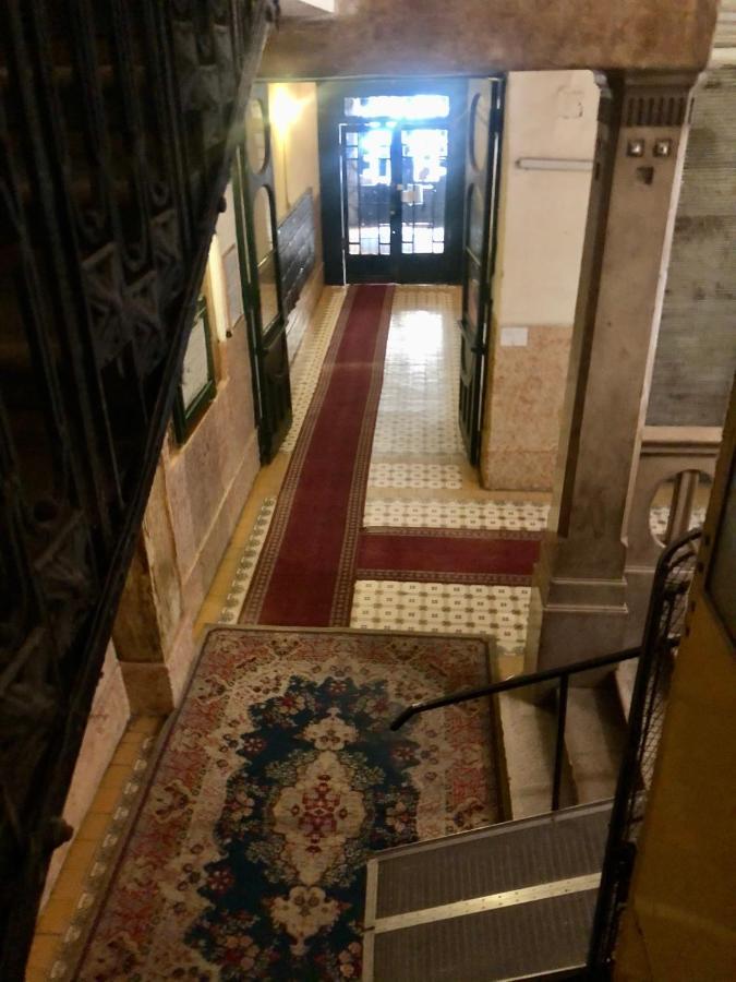 King Of Church Budapest Bagian luar foto