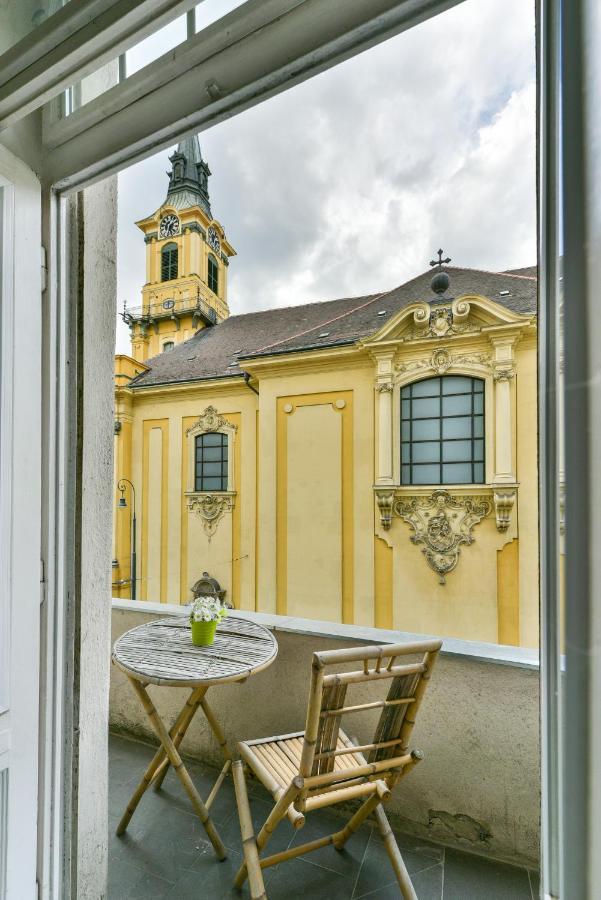 King Of Church Budapest Bagian luar foto