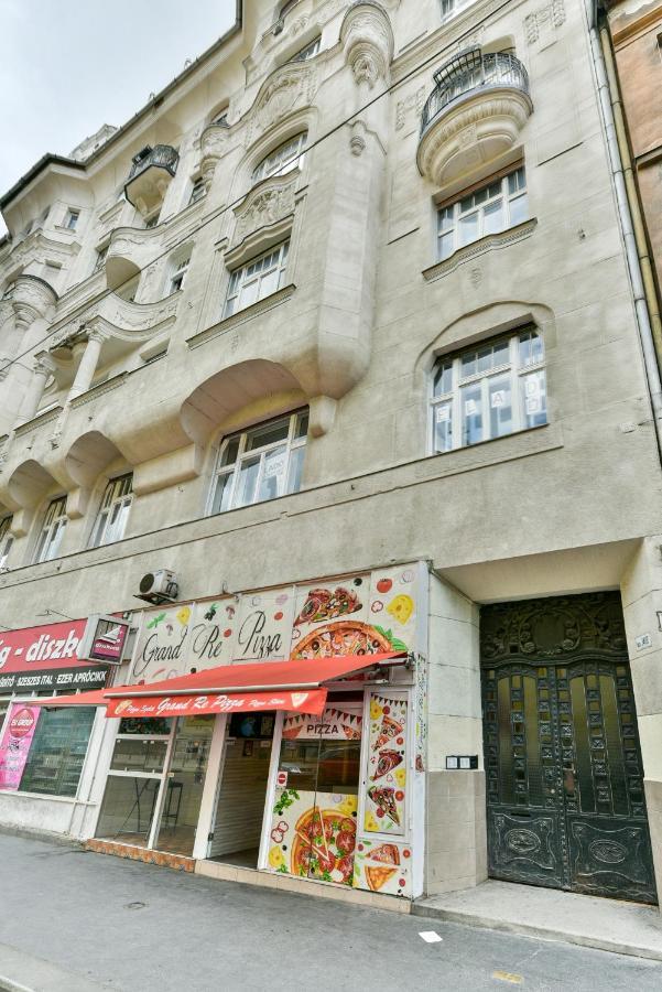 King Of Church Budapest Bagian luar foto